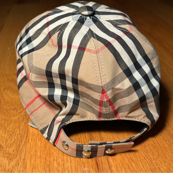Burberry Somerton TB Logo Embossed Hat 🔥 - Picture 4 of 6